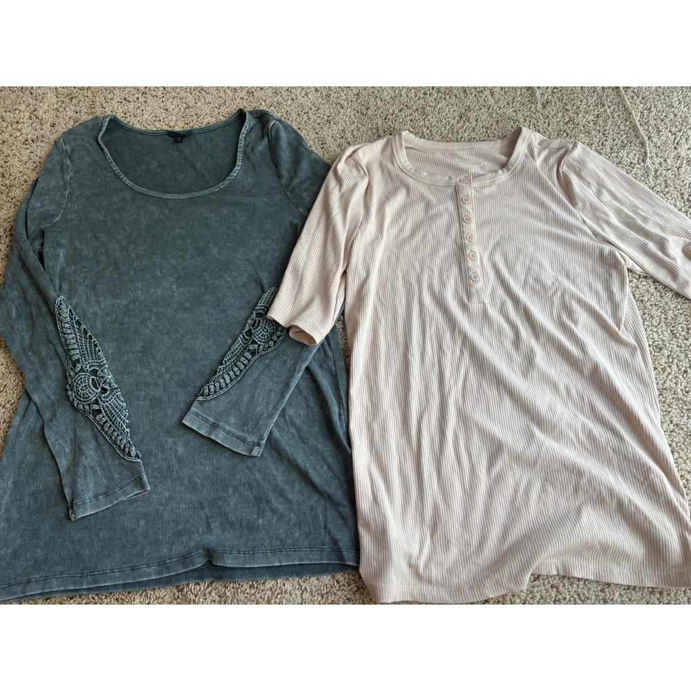 Torrid Women's Lot Of 2 Shirts Size 1